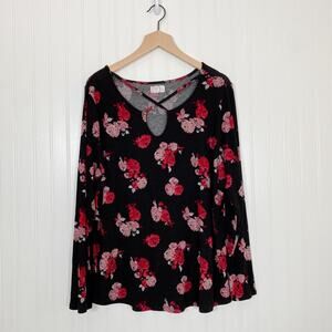Maurices Womens Dark Floral Top Size 1X Criss Cross Neck Long Sleeve Fairygrunge